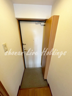 【玄関】 | チェリーコート岡野 | シューズボックス付きの玄関♪