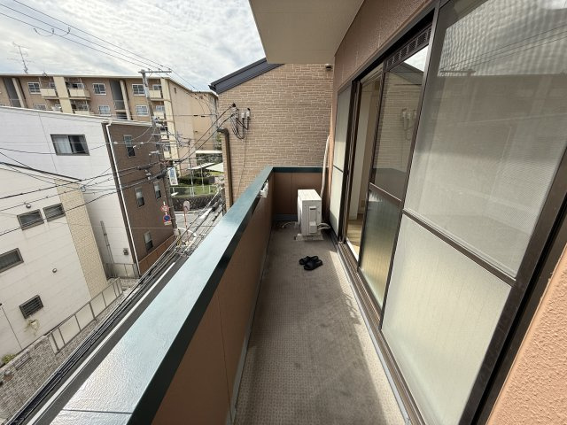 技建ハイツのバルコニー