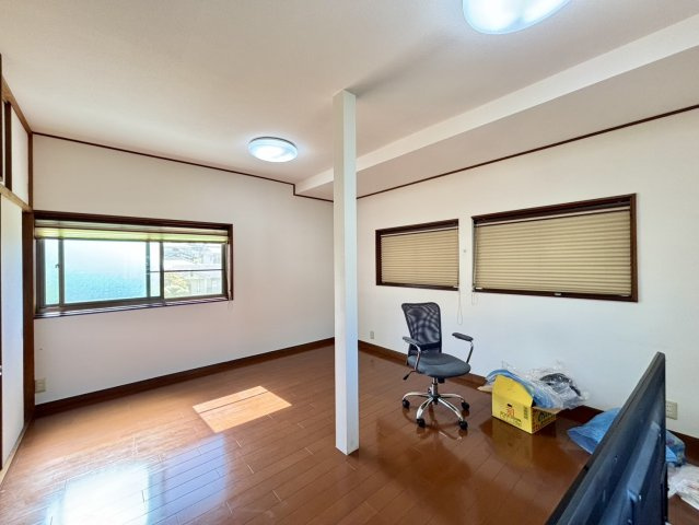 岸和田市上松町　中古戸建の洋室