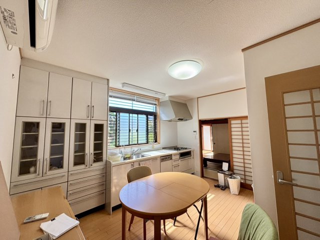 岸和田市上松町　中古戸建のキッチン