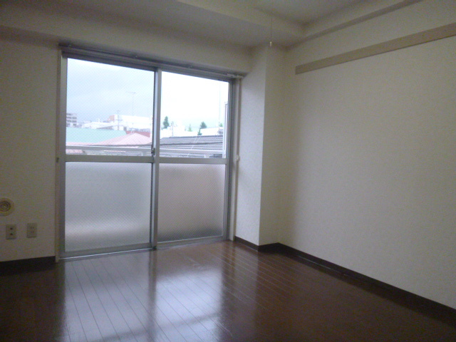 【居間・リビング】 | エステート岡野