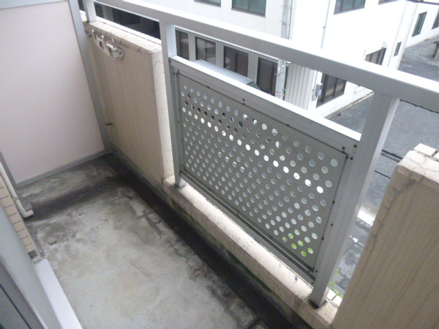 【バルコニー】 | エステート岡野