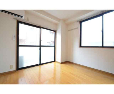 【居間・リビング】 | ドエル三陽 |  