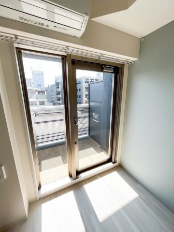 プレサンス大国町アドロッソのバルコニー