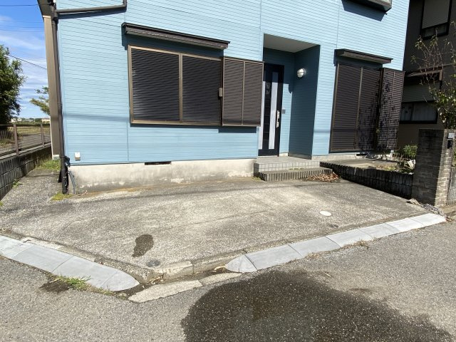 茂原市南吉田貸家の駐車場