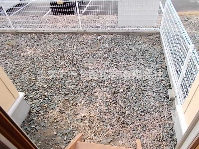 アヴニール(長屋)の庭