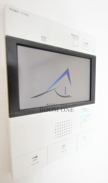 サントリーニのセキュリティ|モニター付きインターホンです。