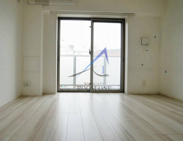 ライジングプレイス登戸の居間・リビング|洋室のお部屋です。