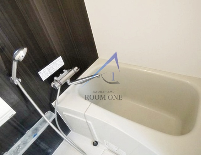 ライジングプレイス登戸の浴室|お風呂です。