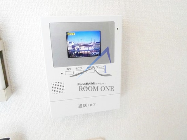 アーベイン南太田のセキュリティ|モニター付きインターホンです。