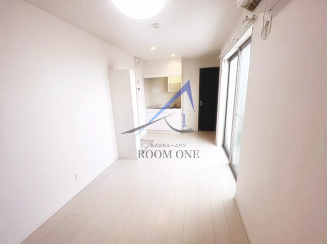 アーベイン南太田の居間・リビング|洋室のお部屋です。