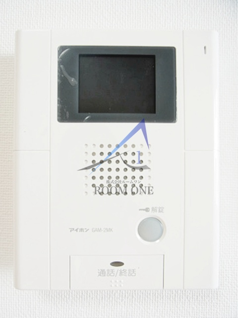 スカイコートパレス溝の口のセキュリティ|モニター付きインターホンです。