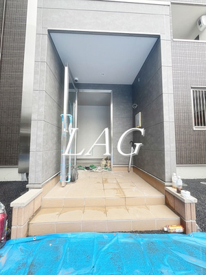 【エントランス】 | ローレル | エントランスです。