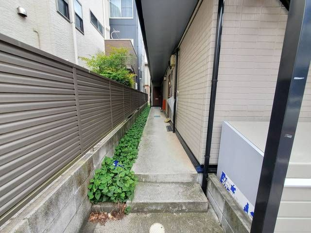 メイプルハウス　Ｂ棟のエントランス