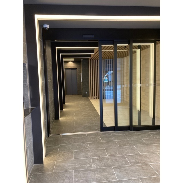 リビオメゾン西天満のエントランス