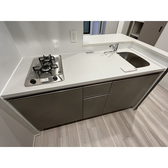 コンフォリア・リヴ北浜淡路町のキッチン