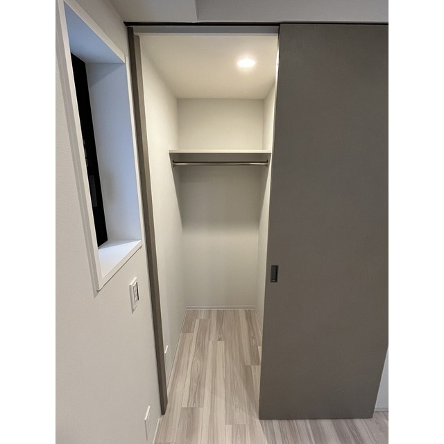 コンフォリア・リヴ北浜淡路町の収納