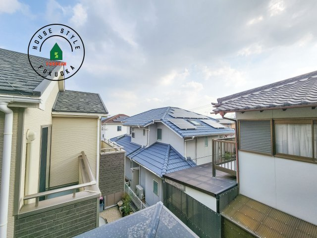 福岡市東区八田3丁目第11-2棟（2号棟）　の展望|窓から緑が見える物件も魅力的です。