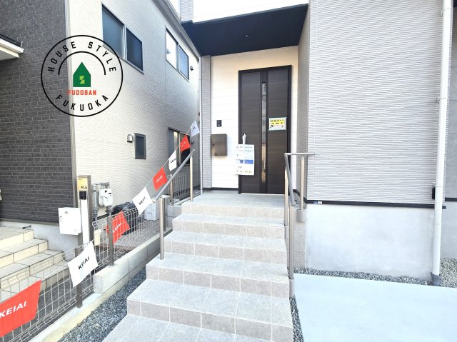 福岡市東区八田3丁目第11-2棟（2号棟）　の外観：施工例|おでかけの時も帰った時も、「我が家」を最初に感じでもらえる素敵な空間に。