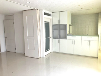 【居間・リビング】 | 富里市七栄　店舗付住宅