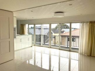 【居間・リビング】 | 富里市七栄　店舗付住宅