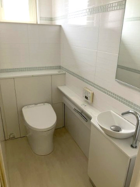 【トイレ】 | 富里市七栄　店舗付住宅