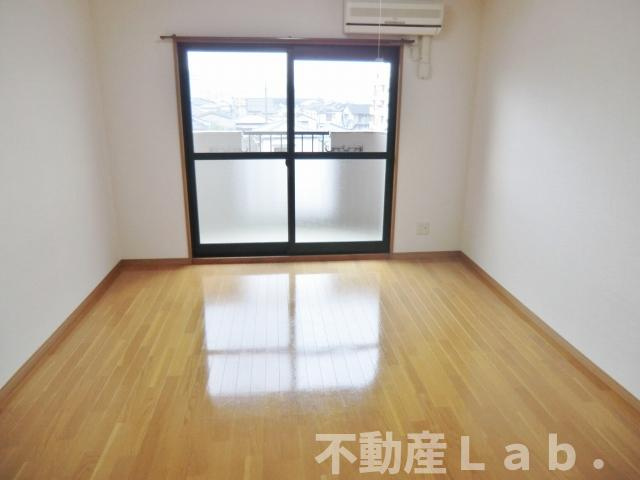 ロワールマンションの内装