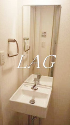 【洗面所】 | Verona門前仲町lusso | 洗面台です。