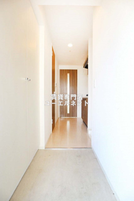 【玄関】 | ミュプレ江坂 | 住まいの顔ともなる玄関