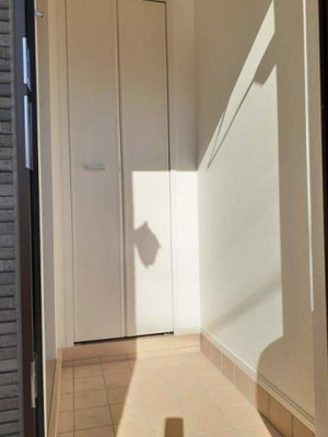 【玄関】 | ルミナーレ