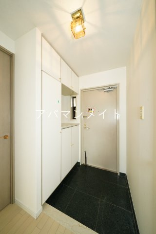 【玄関】 | 東戸塚アーバンコンフォート壱番館 | ゆったりとした玄関です