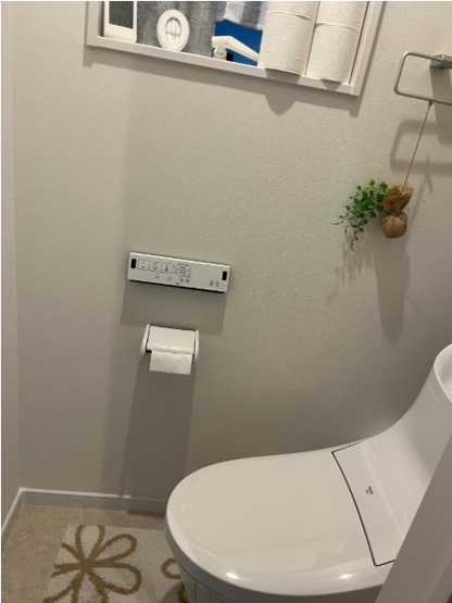 【トイレ】 | 温水洗浄便座でペーパー代も節約できます◎