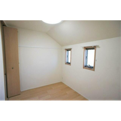 【寝室】 | YOUR MAISON よつばのクローバー | きれいなフローリング。