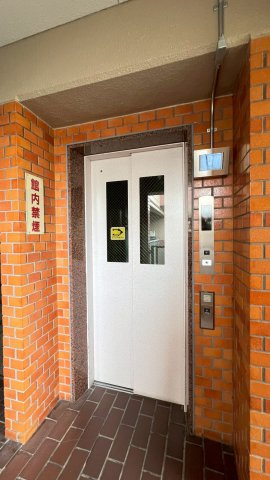 サン伊丹駅前ハイツＢ棟のその他共用部分|エレベーター