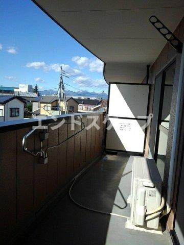 ポワール・フルールのバルコニー|高崎、前橋のお部屋探しはエンドスケープまで！お客様の理想お聞かせ下さい♪