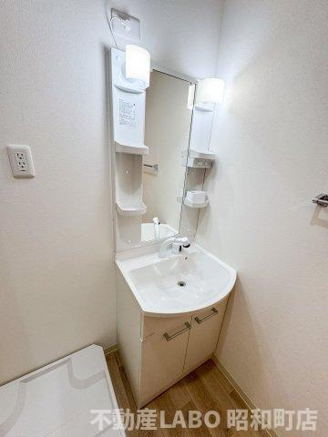 フジパレス遠里小野イーストの洗面所