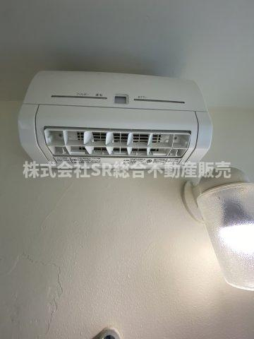 若江東町2丁目中古戸建の設備|浴室暖房も付いており、冬場のヒートショックを予防できます！