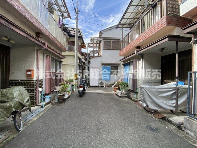 若江東町2丁目中古戸建の前面道路含む現地写真|前面道路含む現地写真です
