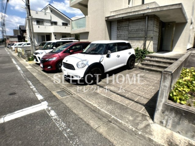 【駐車場】 | ラフィナート南明大寺 | 車をお持ちの方に嬉しい駐車場付きの物件です
同型タイプ