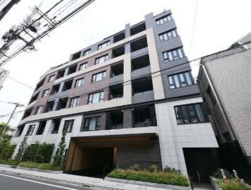 【外観】 | クレヴィア荻窪 | 鉄筋コンクリート造のがっちりとした建物。