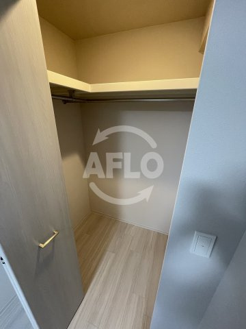 Metrosa京町堀（メトローサキョウマチボリ）の収納|Metrosa京町堀　ウォークインクローゼット