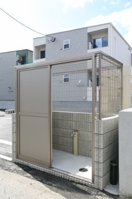【その他共用部分】 | Taste古賀 | ゴミ置き場があるので安心です。