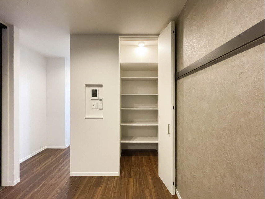 プランドール大山　リノベーション　角部屋　ネット0　南向きの収納