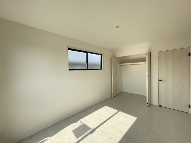 八幡西区本城東6丁目2期の洋室