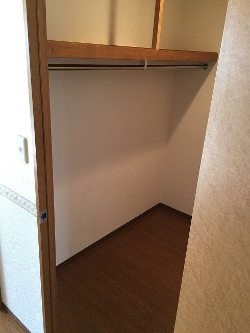 和泉市伯太町４丁目の賃貸マンションの収納|大きなスペースがあり、収納には困りません
