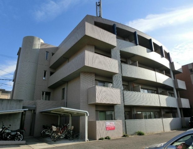 和泉市伯太町４丁目の賃貸マンション