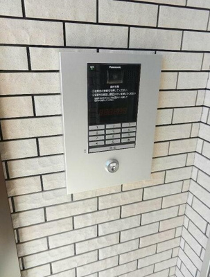 【セキュリティ】 | カーサ松ノ木 | モニター付きオートロックで防犯面も安心です！