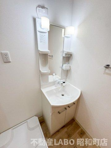 フジパレス遠里小野ウエストの洗面所