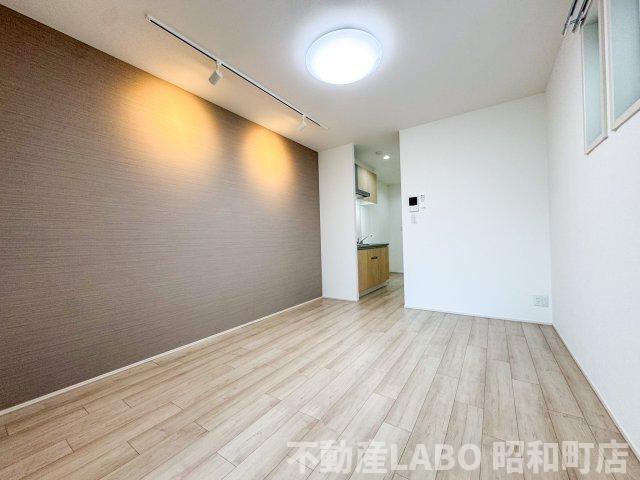 フジパレス遠里小野ウエストの居間・リビング