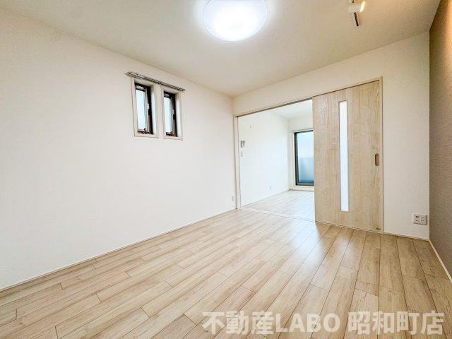 フジパレス遠里小野ウエストの寝室